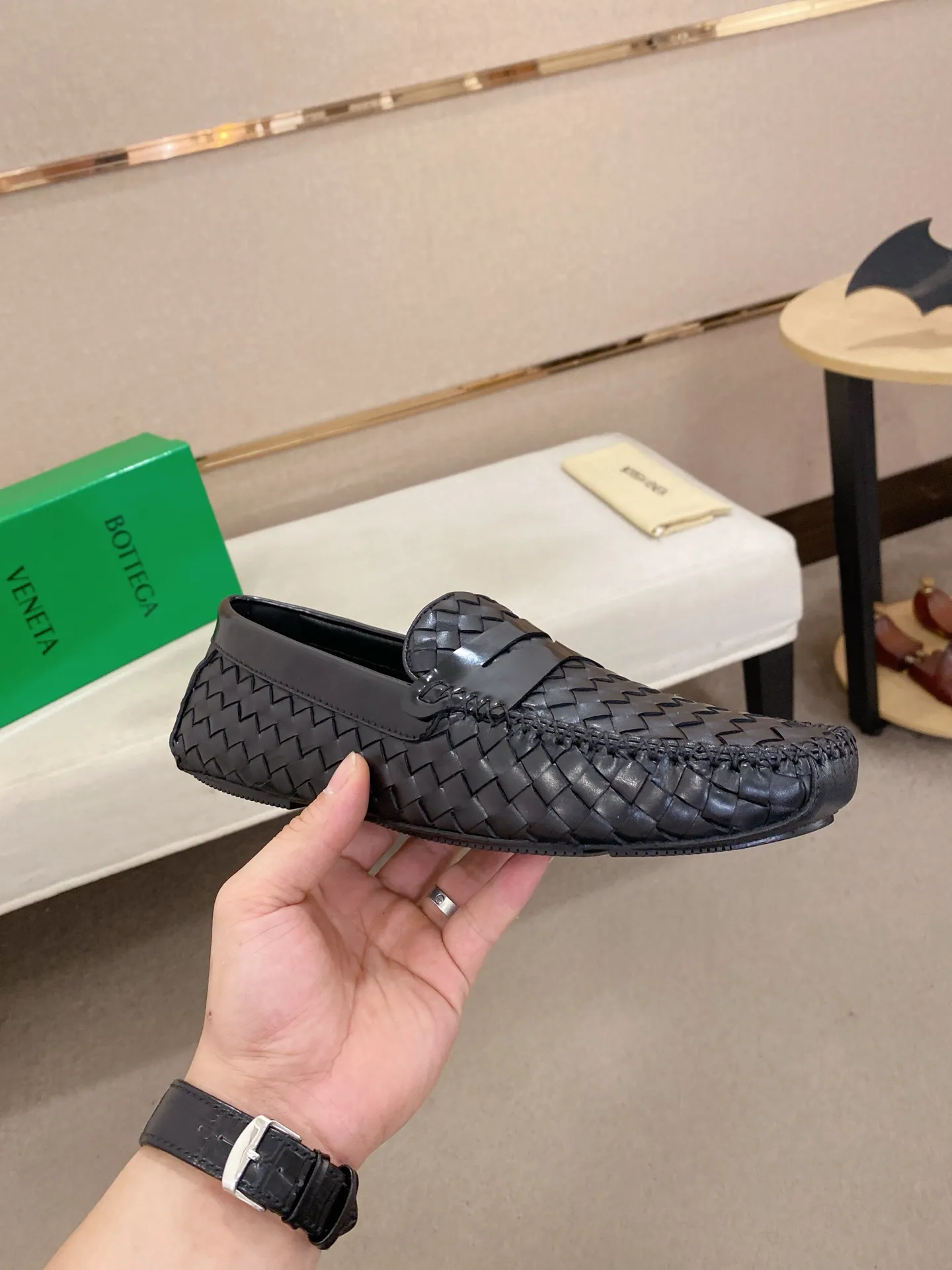 Men's Men's Shoes💰 420💰 (Niu Li + Niu Pad) [BV] The latest hot style‼ ️Casual men's shoes, uppers imported first-layer cowhide ➕Full imported cowhide lining✔️Exquisite workmanship, excellent foot feel, special rubber soles✔️, cool and fashionable, the latest fashion, fashionable outsole, hurry up. Code number: 38-44 (can be customized to 37.45, non-refundable)